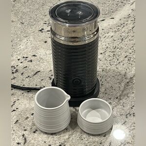 Nespresso Aeroccino3 Milk Frother # 3694 Black w/ Creamer & Sugar Bowl Set